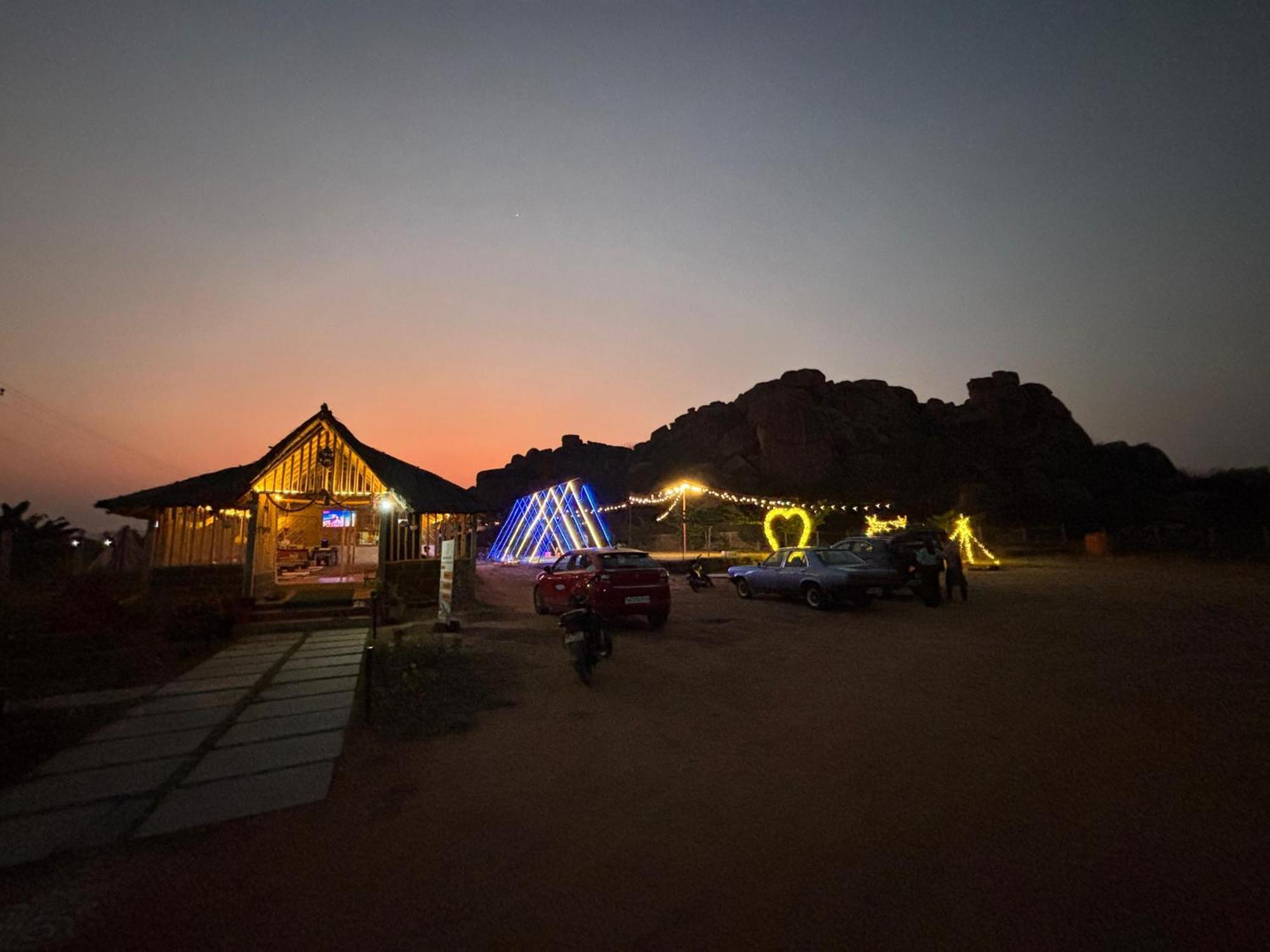 Murali Guesthouse Hampi Eksteriør billede